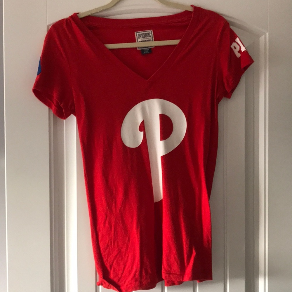 VS Phillies tee